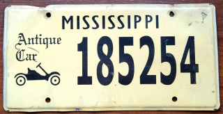 Mississippi - Antigue Car