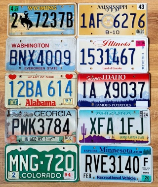 10 tablic rejestracyjnych z USA